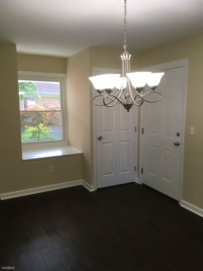 Building Photo - 3 br, 2 bath House - 9315 Tiverton Way
