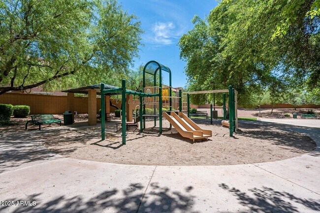 Building Photo - 20734 N 38th St