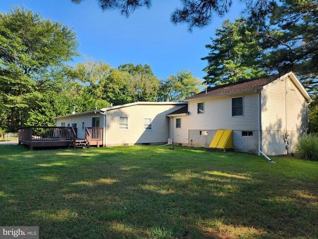 Building Photo - 3689 Midstate Rd