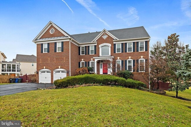 Building Photo - 21922 Hyde Park Dr