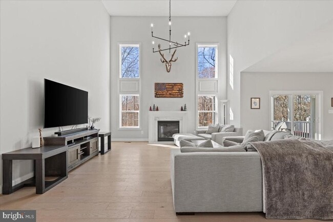 Building Photo - 2061 St Pauls Ct