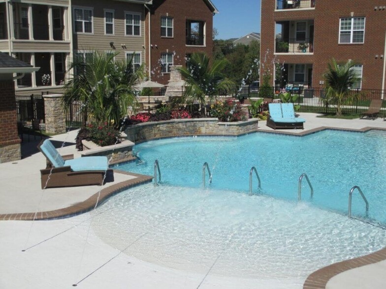 Building Photo - Deerfield at Providence