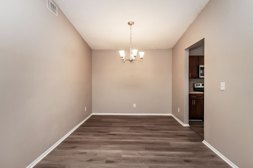 Building Photo - 5701 Longleaf Dr