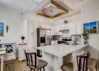 Building Photo - Charming Condo in Prime Location - Upgraded Kitchen, Abundant Amenities, and Award-Winning Schools!