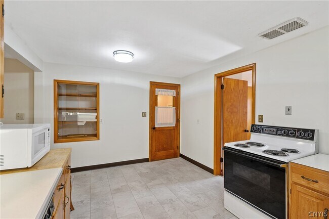 Building Photo - 107 Overlook Dr