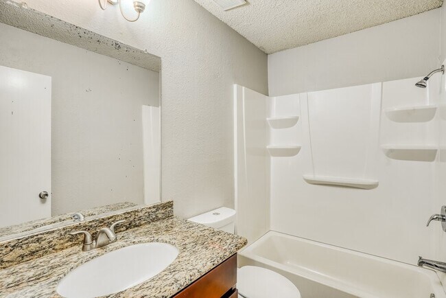 Building Photo - 11830 Perry Rd