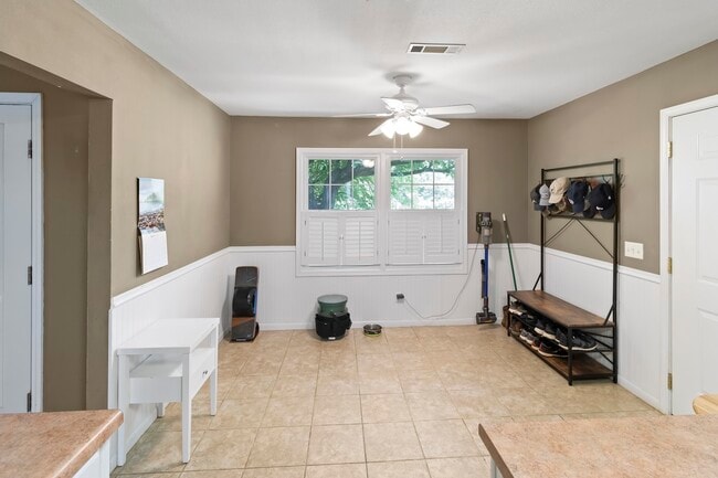 Building Photo - 115 Nancy Dr