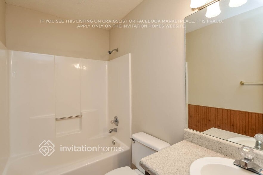 Building Photo - 775 Bridgewater Way SE