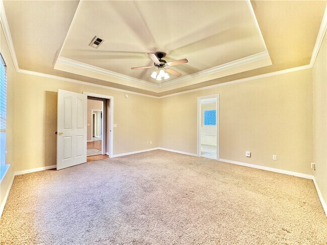 Building Photo - 2609 Drexelwood Dr