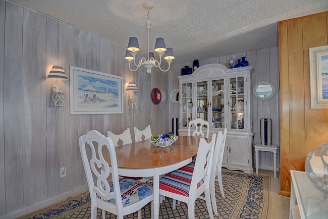 Building Photo - Croatan Furnished Rental- Across from the Beach