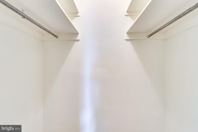 Building Photo - 1425 4th St SW