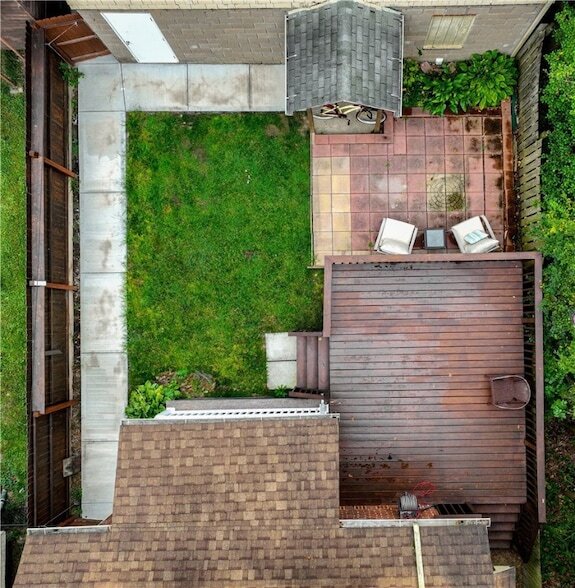 Building Photo - 1108 Highland St