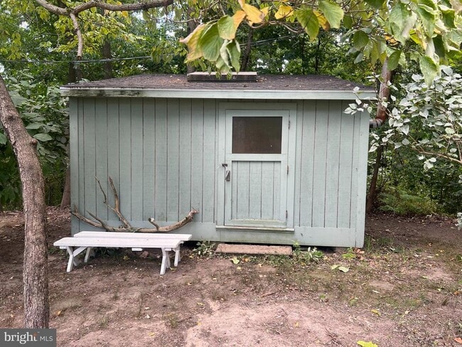 Building Photo - 1 Punte Ln