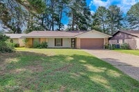 Building Photo - 9209 Blue Spruce Dr