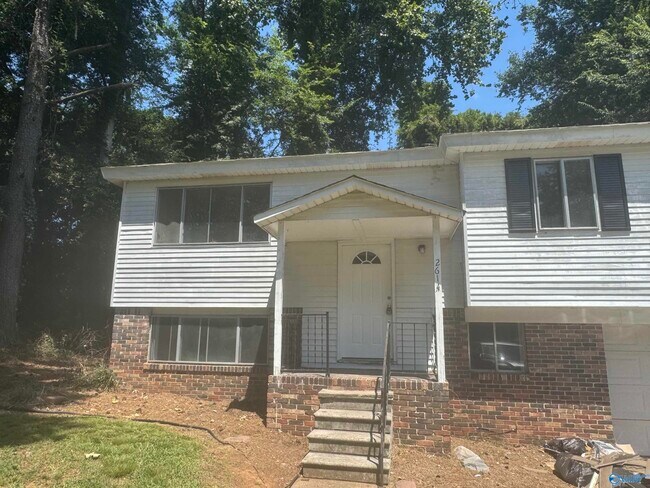 Primary Photo - 2614 Hanover Dr NW