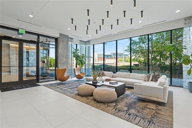 Building Photo - 788 West Marietta St NW