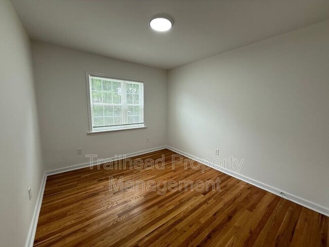 Building Photo - 6413 Brookside Rd