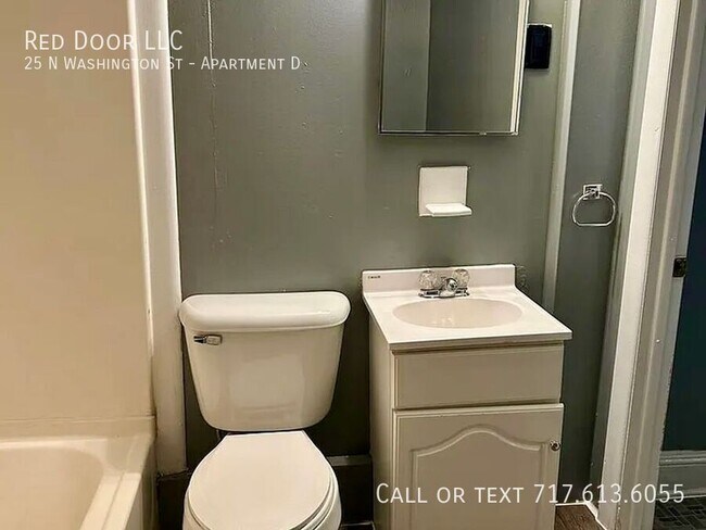 Building Photo - 25 N Washington St