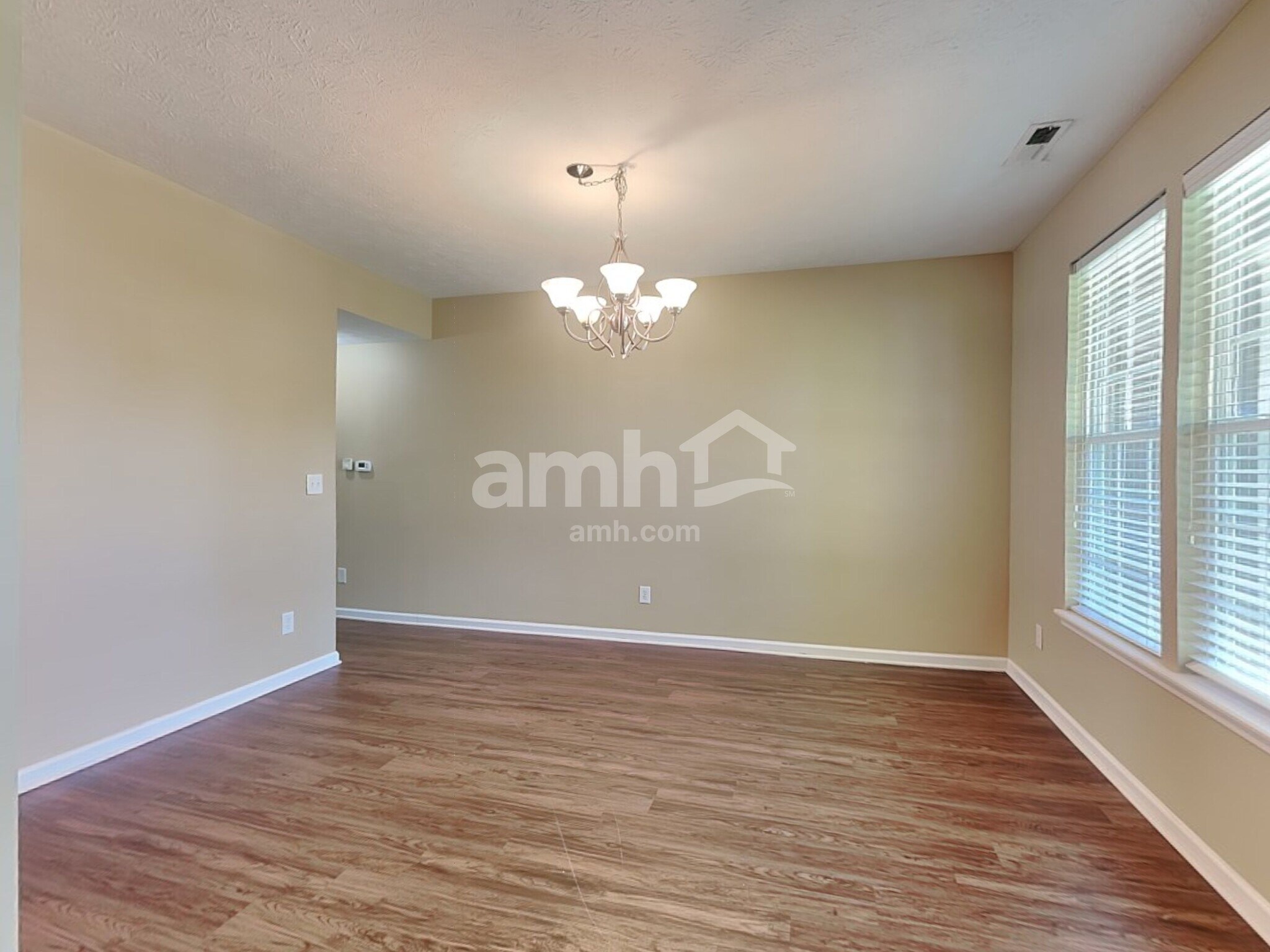 Building Photo - 5940 W Nautica Blvd