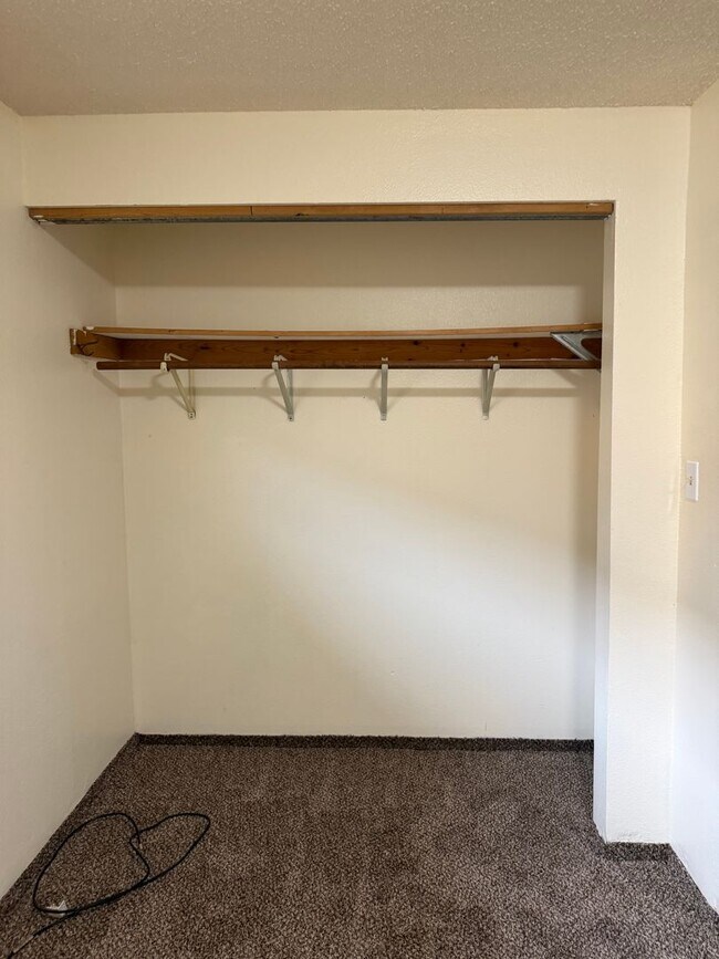 Building Photo - 2-bedroom duplex