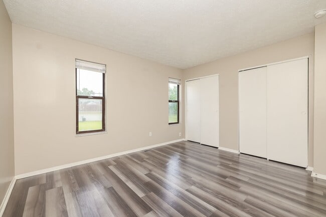 Building Photo - 6972-6996-6996 Joseph Dr