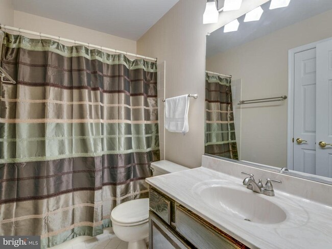 Building Photo - 11300 Fairwind Way