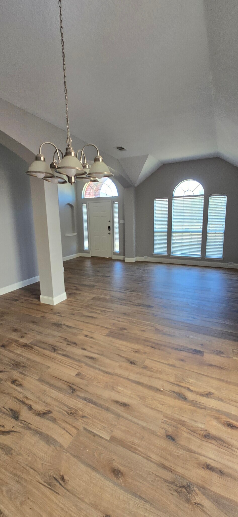 Building Photo - 10309 Fawn Meadow Ct