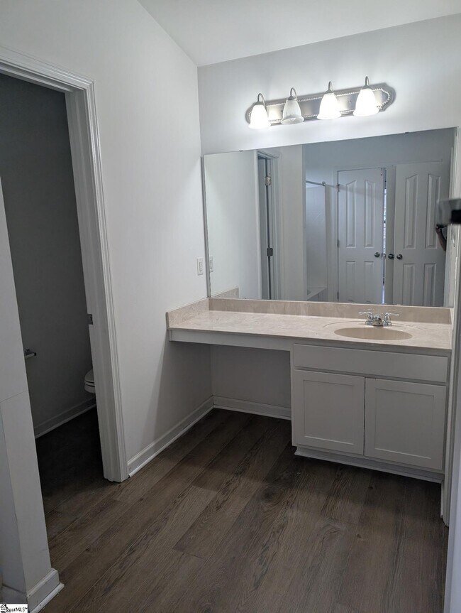 Building Photo - 212 Werninger Ct