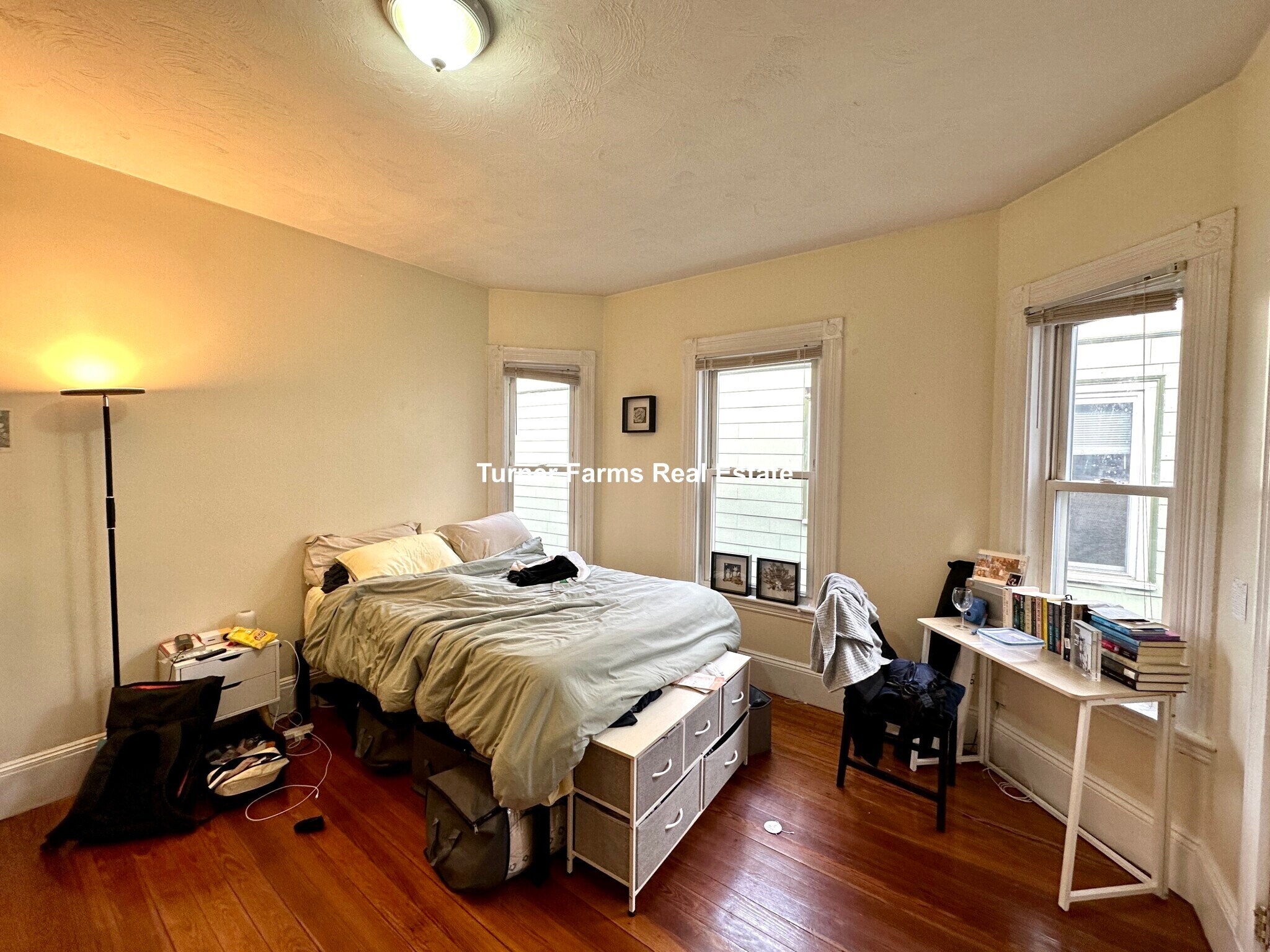 Building Photo - 8 Carmel St