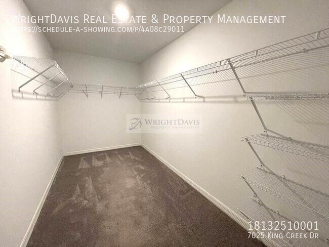 Building Photo - 7025 King Crk Dr
