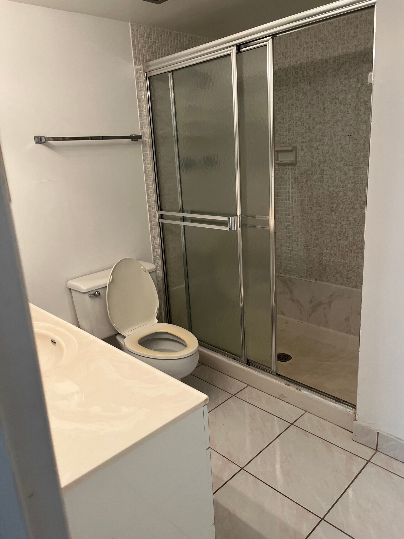 Building Photo - 1965 S Ocean Dr