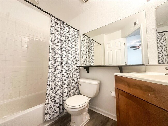 Building Photo - 2500 Winding Creek Blvd