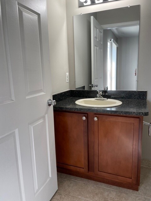 Building Photo - 8459 Towne Center Cir
