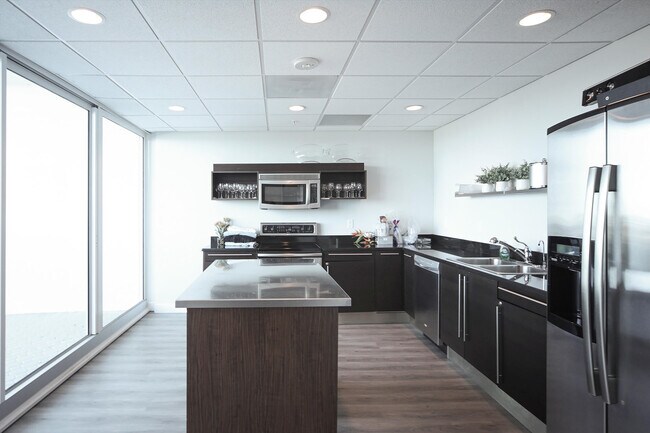 Building Photo - 888 Blvd of the Arts