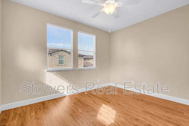 Building Photo - 718 El Paseo Cir