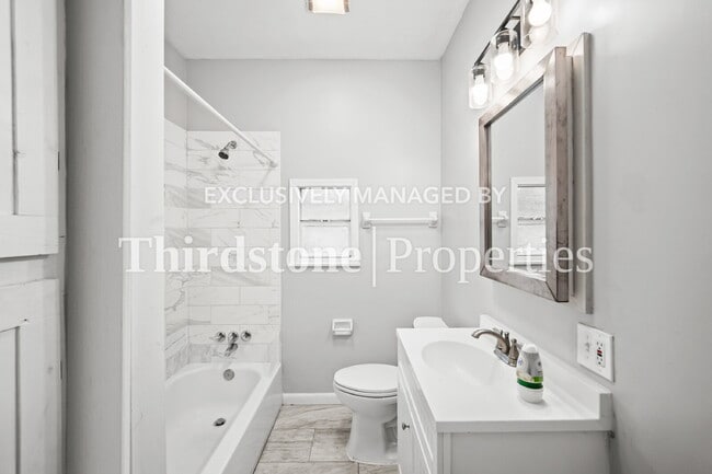 Building Photo - 3053 Gilmore St