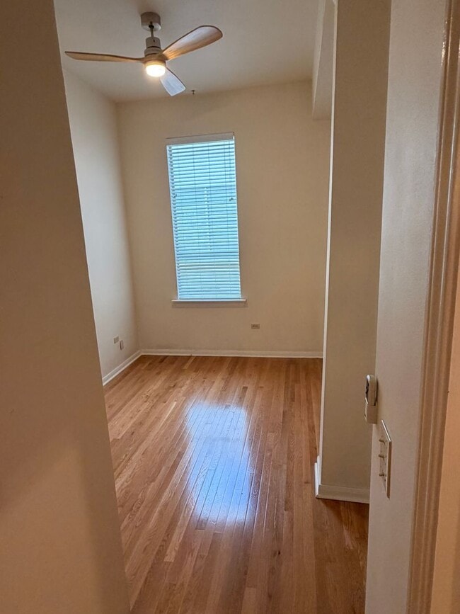 Building Photo - 1BD/1BA Condo in Warehouse District