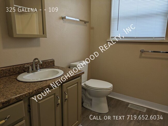 Building Photo - 325 Galena Ave