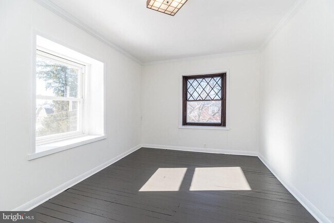 Building Photo - 7738 Ardleigh St