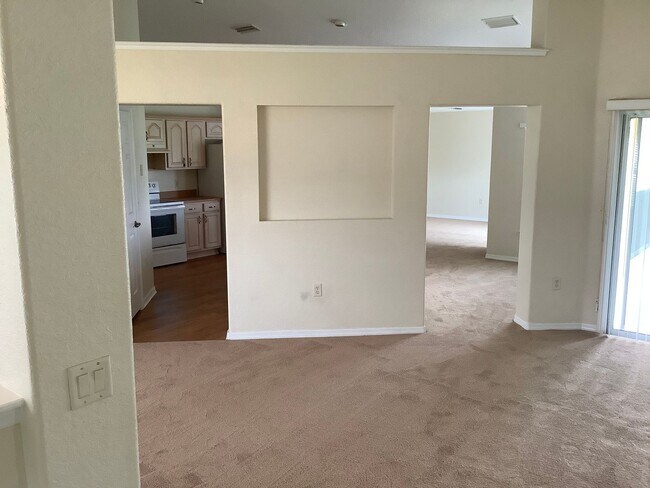 Building Photo - 8531 SW 133rd Ln Rd
