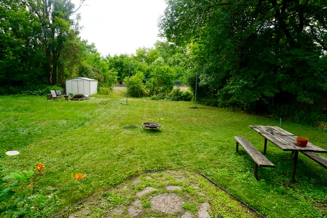 Building Photo - Single Family House Close to U of M Campus