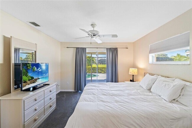 Building Photo - 5 Sportsman Ct