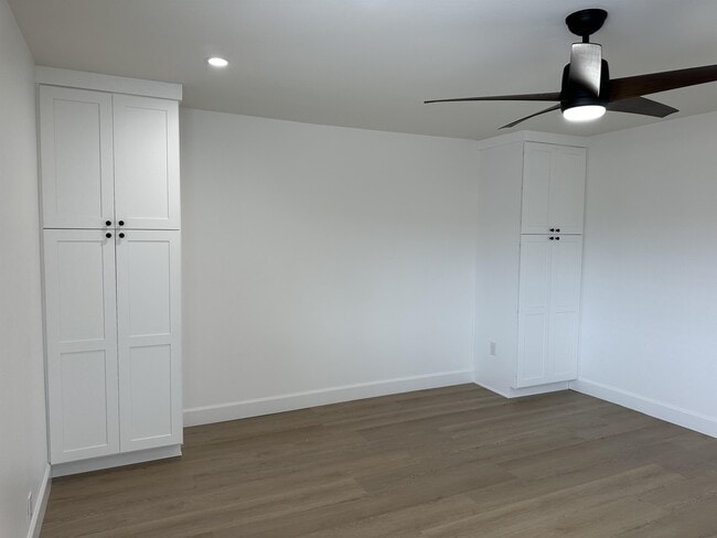 Building Photo - 24643 Santa Clara Ave