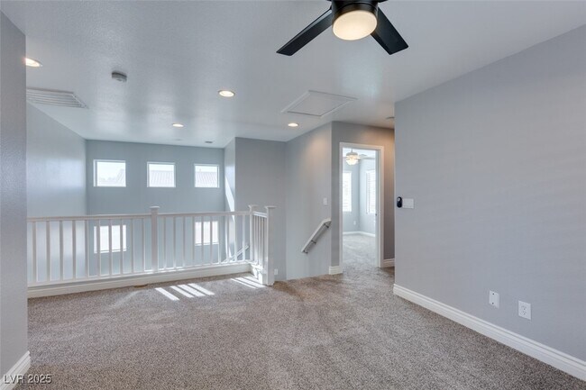 Building Photo - 5660 N Balsam St