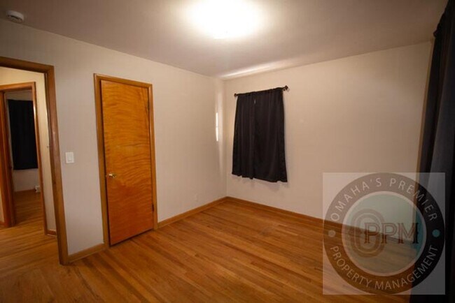 Building Photo - Newly listed 3Bd/1Ba House | Near Midtown: Modern Touches!