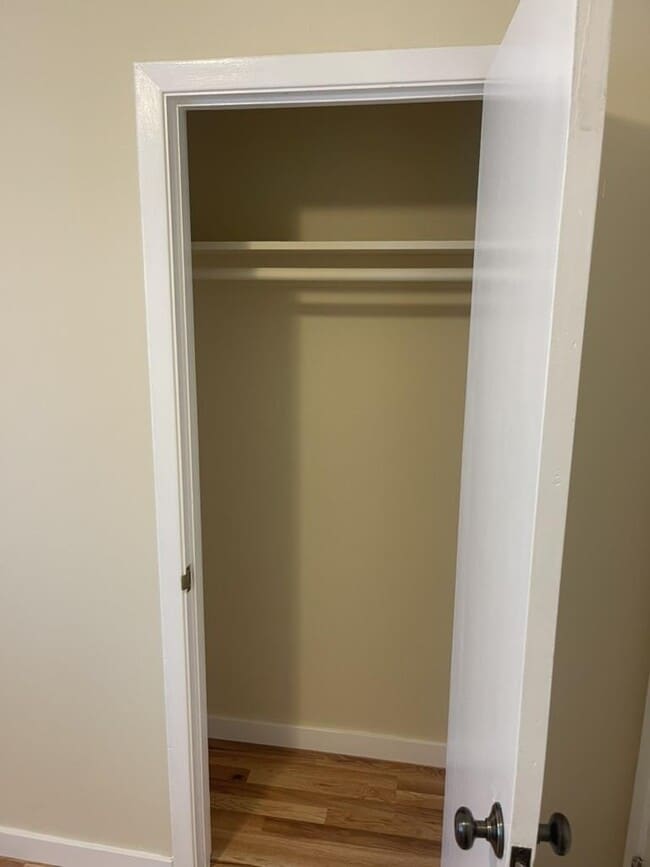 Building Photo - 265 Mastick Ave