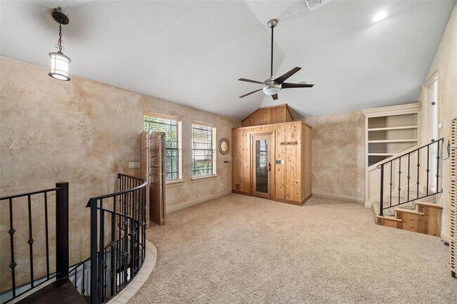 Building Photo - 8402 Lake Burden Cir