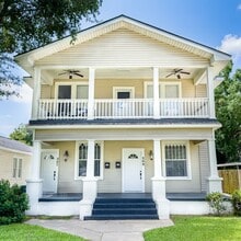 Building Photo - Pelican - Hilton St Duplex