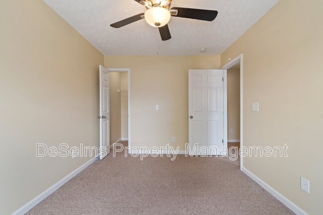 Building Photo - 612 Spence Enclave Way