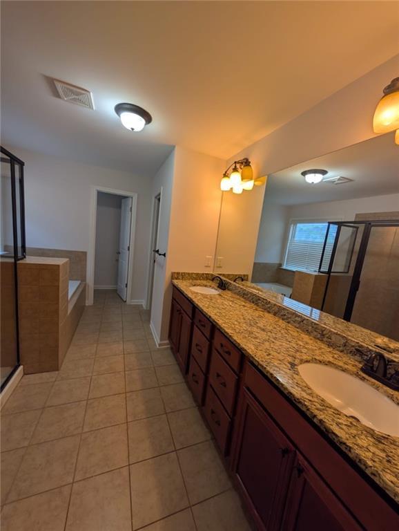 Building Photo - 2545 Manor View